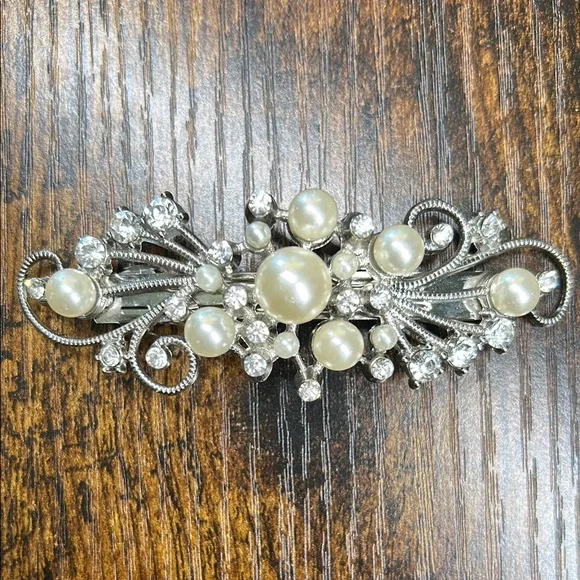 Set of 3 Vintage Y2K Elegant Barrette Hair Clips | Retro Glam Coquette Style - Picture 5 of 8